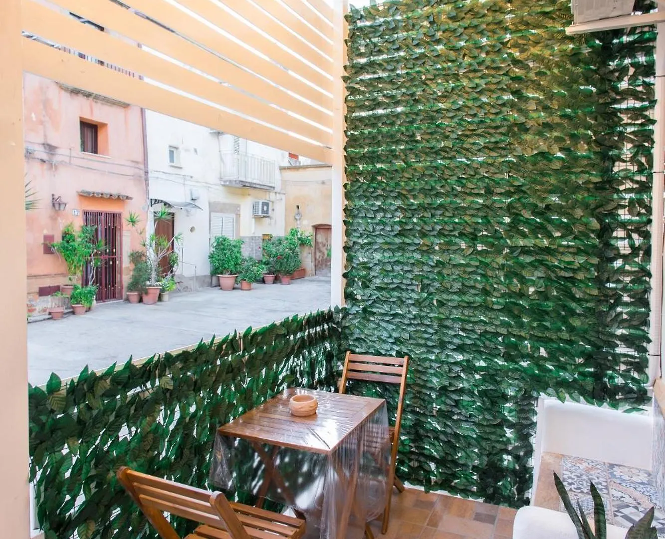 Centro Storico Sciacca - Casa Di Pisa Cortile Termine Villa